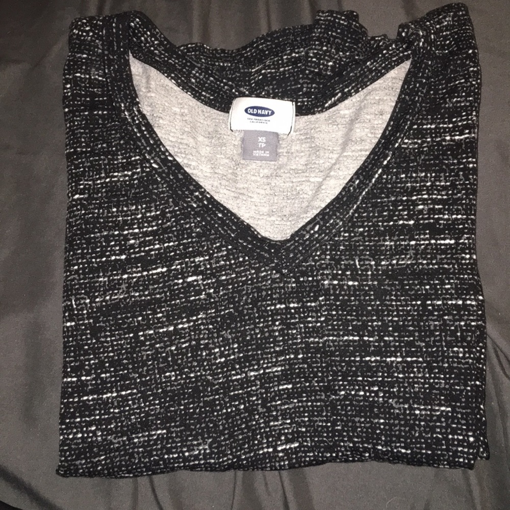 Old navy T-shirt